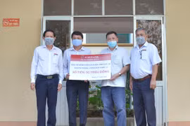 Agribank-Chi nhánh Đông Gia Lai ủng hộ kinh phí phòng-chống dịch