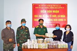 Gia Lai: Nhóm thiện nguyện Nhân Tâm hỗ trợ công dân cách ly