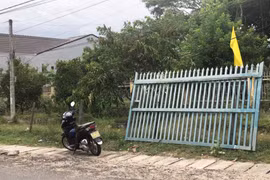 Krông Pa: Bé trai 4 tuổi bị cổng sắt đè lên người tử vong