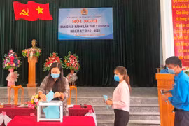 Liên đoàn Lao động huyện Đak Pơ lấy phiếu tín nhiệm cán bộ lãnh đạo, quản lý