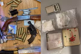 Hà Nội: Triệt phá ổ nhóm tàng trữ chất ma túy, thu giữ nhiều súng, đạn