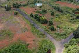 Giải tỏa, thu hồi đất ở đô thị, bố trí tái định cư đất xã, dân không nhận