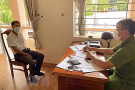 Bình Phước: Mạo danh công an để lừa làm giấy xét nghiệm SARS-CoV-2