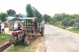 Chư Păh: Chạy qua đường, bé gái 3 tuổi bị xe máy kéo nhỏ đâm tử vong