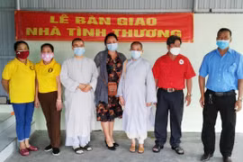 Phú Thiện: Bàn giao nhà tình thương cho hộ nghèo