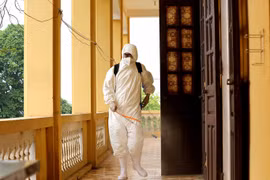 22 ca test dương tính lần 1, xét nghiệm PCR khẳng định âm tính