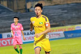 Không gia hạn hợp đồng với SLNA, Quế Ngọc Hải sẽ về HAGL?