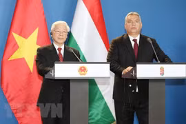 Tuyên bố chung Việt Nam-Hungary về lập quan hệ đối tác toàn diện