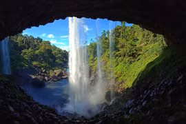 Trekking thác Hang Én, đi tìm "nàng công chúa" giữa rừng Kon Chư Răng