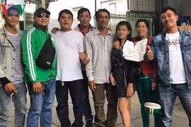 Nhóm "hiệp sĩ" giải cứu bé gái bị lừa vào quán cà phê trá hình