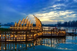 Rủ nhau check-in cây cầu tình yêu mới nổi, đẹp như mơ ở SàiGòn