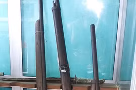 Truy quét thợ săn, 1 kiểm lâm bị bắn hàng chục viên đạn