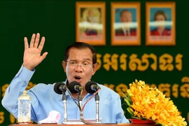 Ông Samdec Techo Hun Sen tiếp tục làm Thủ tướng Campuchia