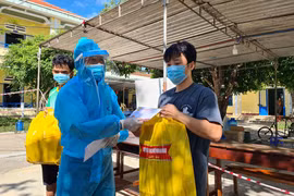 Chăm lo cho người ở lại