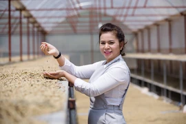 Bà Lê Hoàng Diệp Thảo công bố dự án Happy Farmers cầu nối liên kết với các nhà cung ứng của Việt Nam