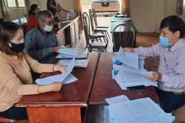 Gia Lai: Giải ngân 946,5 triệu đồng hỗ trợ trả lương ngừng việc