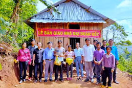 "Tiếp sức" phụ nữ đơn thân thoát nghèo bền vững