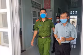 Khởi tố bắt giam trưởng một văn phòng công chứng ở Bình Thuận