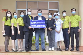 Các đơn vị ủng hộ kinh phí phòng-chống dịch cho Bệnh viện Đa khoa tỉnh Gia Lai