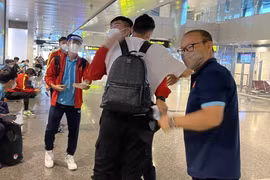 Nóng: Thủ môn Văn Lâm hạnh phúc gặp lại thầy Park và tuyển Việt Nam tại Qatar