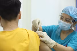 Việt Nam thử nghiệm lâm sàng vaccine ARCT-154