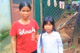 Nữ sinh nghèo mắc chứng thận hư