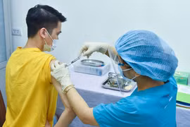 Vaccine nội Tháng 9 nước rút