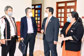 Phiên làm việc đầu tiên kỳ họp thứ 2 HĐND tỉnh Gia Lai khóa XII: Tiếp tục thực hiện có hiệu quả "nhiệm vụ kép"