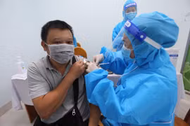 Để vắc xin thực sự là lá chắn bảo vệ cộng đồng trước đại dịch