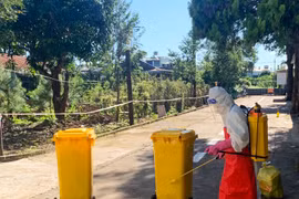 Đảm bảo an toàn xử lý rác thải trong khu cách ly và điều trị