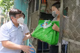 Thủ tướng xuất cấp 130.175 tấn gạo hỗ trợ dân ở 24 tỉnh thành gặp khó khăn do dịch Covid-19