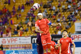 Bóng đá Việt Nam: Chữ chuyên nghiệp ở tuổi 20 của V-League