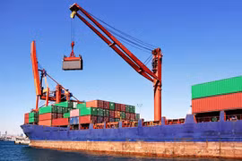 Cả nước xuất siêu hơn 2,6 tỷ USD