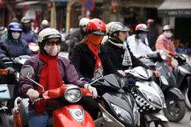 Không khí lạnh tăng cường, miền Bắc chìm trong giá rét