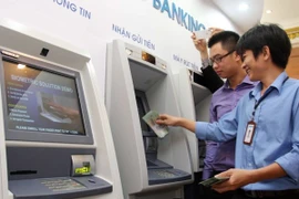 Từ 28-11, chủ thẻ ATM sẽ được hoàn tiền nếu bị mất tiền oan