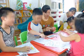 "Thắp đèn, bật tương lai"