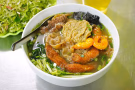 Bún cá cay, món ăn mang hương vị riêng của đất Cảng