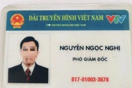 Phạt 5 triệu,tước bằng 2 tháng tài xế ô tô xưng Phó giám đốc VTVCab