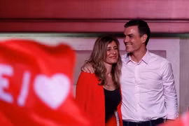 Bầu cử Tây Ban Nha: Đảng cực hữu lần đầu giành ghế trong Quốc hội