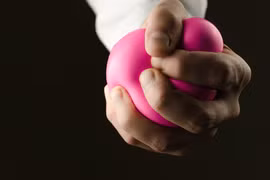 Nguyên nhân gây ung thư bất ngờ bạn có thể gặp phải hàng ngày