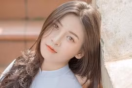 Thiếu nữ xứ Thanh diện áo dài trắng khiến cánh mày râu ngẩn ngơ