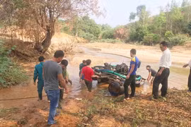 Ia Mơ Nông: Bắt quả tang vụ hút trộm cát