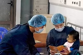 Ghép gan thành công cho cháu bé chưa tròn 1 tuổi, nặng chưa đầy 7kg