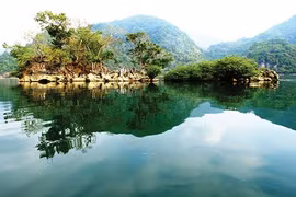 Hồ Ba Bể- Du lịch qua miền di sản Việt Bắc