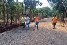 Ia Le về đích nông thôn mới