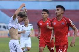 Văn Toàn đá hỏng phạt đền, HAGL thua trận thứ 3 liên tiếp