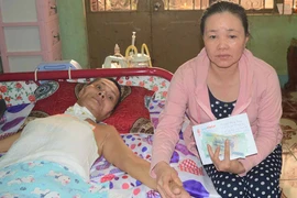 Tai nạn liên tiếp, gia đình khánh kiệt