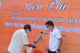 Phó Chủ tịch nước gửi thư khen nhà sáng chế ''ATM gạo'' tự động