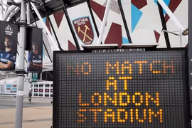 Chính thức: Hoãn vô thời hạn giải Ngoại hạng Anh