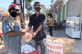 Những tấm lòng vàng của người Gia Lai giữa mùa dịch